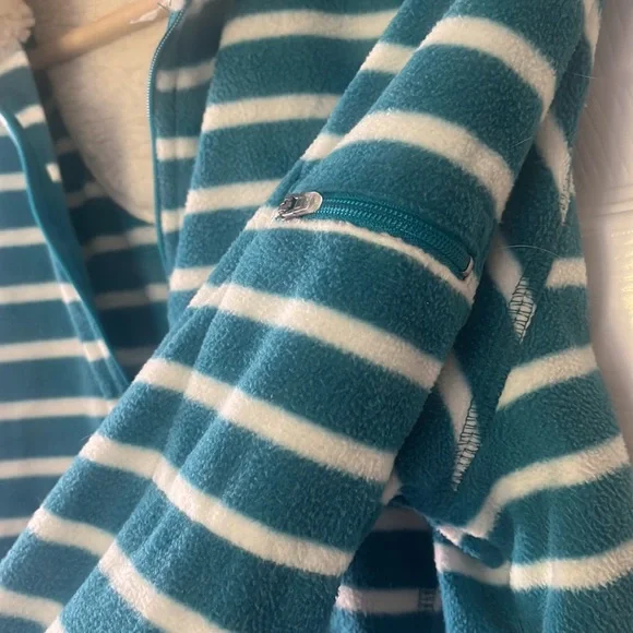 L.L. bean fleece zipped jacket - Picture 4 of 7